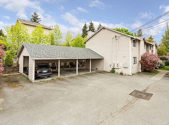 3rd image of 2511 Melvin Ave