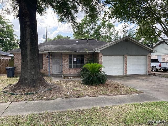 1st image of 718 Hollyvale Dr