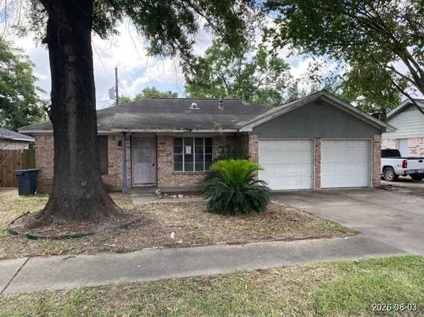 718 Hollyvale Dr, Houston, TX 77060