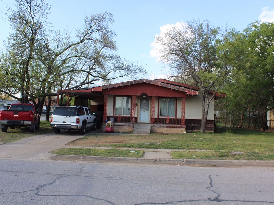 1st image of 2501 NE 30th St