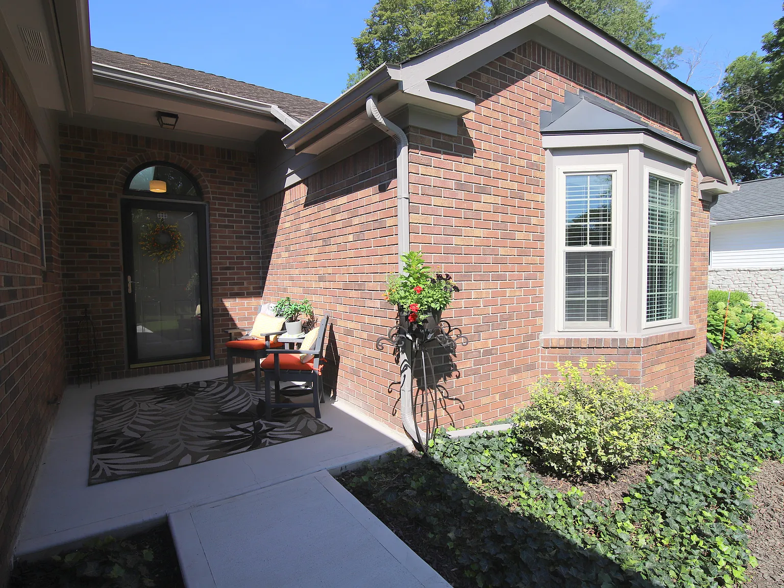 2 bed, 1500 sqft, $2,750 — Photo 1