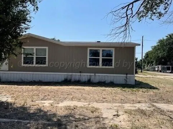 308 N 4th St, Texline, TX 79087