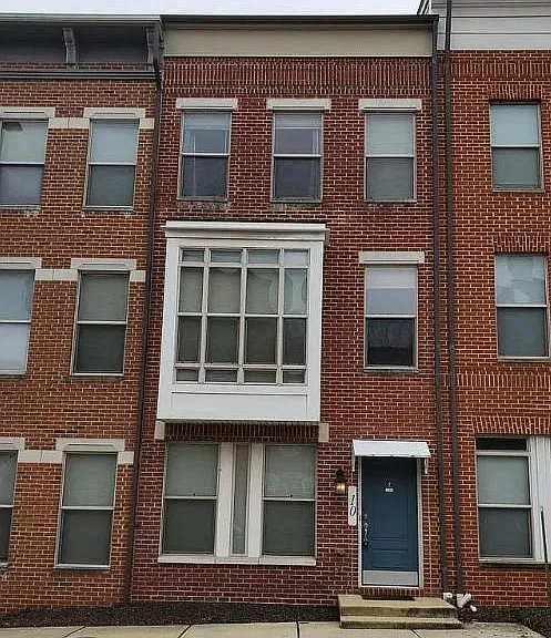 10 S Exeter St — Photo 1