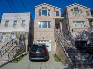 208 Seaview Ave #1, Jersey City, NJ 07305