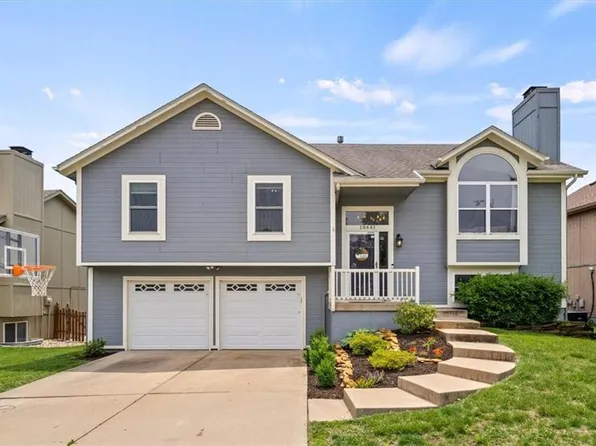 18441 W 161st St, Olathe, KS 66062