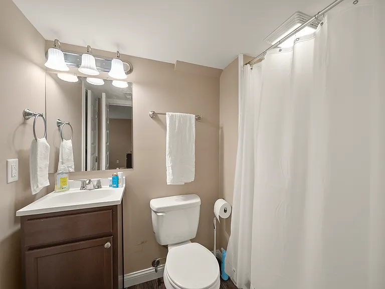 10599 Geist View Dr — Photo 48