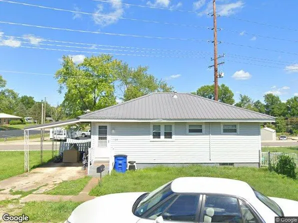 104 N Vandervoot St, Desloge, MO 63601