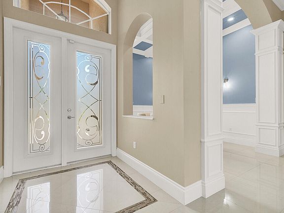 5th image of 10469 Whitewind Circle