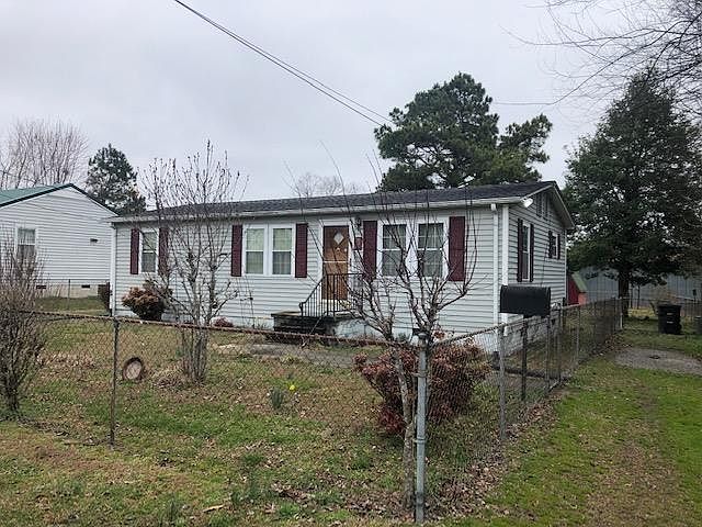 1st image of 418 Pine St