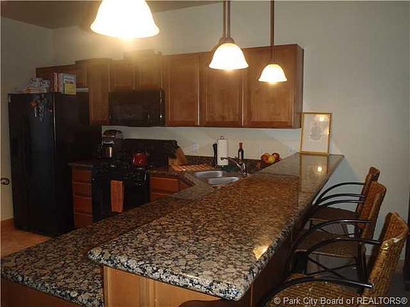 5th image of 5519 N Lillehammer Ln #1212
