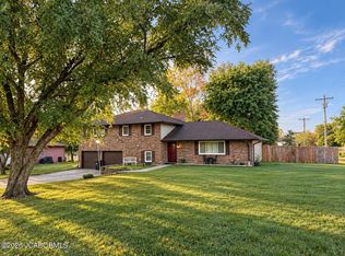 2455 N Lakeland Dr, Columbia, MO 65202