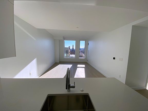 2nd image of 390A Harrison Ave #810
