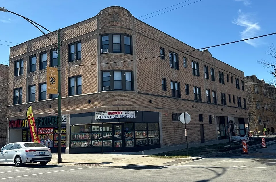 8000 S Ashland Ave