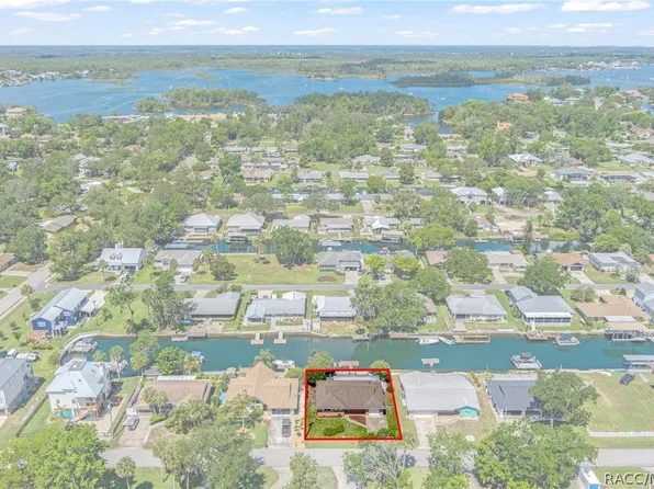 1400 SE 5th Ave, Crystal River, FL 34429