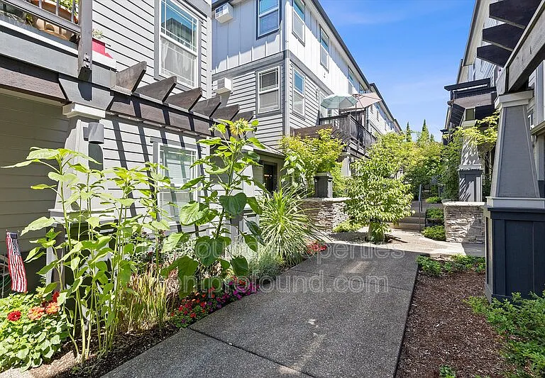 8655 N Crawford St #1 — Photo 23