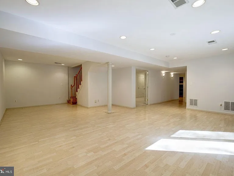 6710 Persimmon Tree Rd — Photo 26