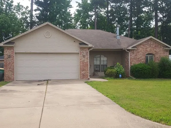 66 Bracey Cir, Little Rock, AR 72204