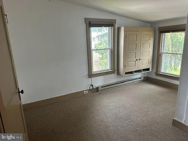 317 N State St — Photo 8