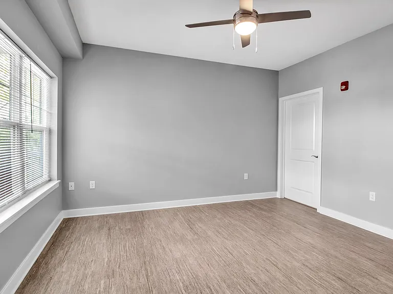 9150 Transit Rd — Photo 28