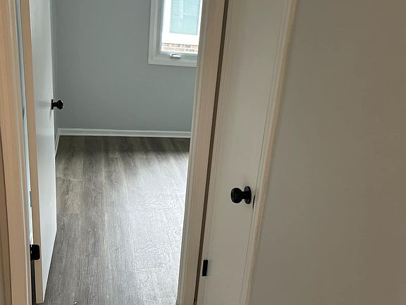4th image of 10831 S Keating Ave