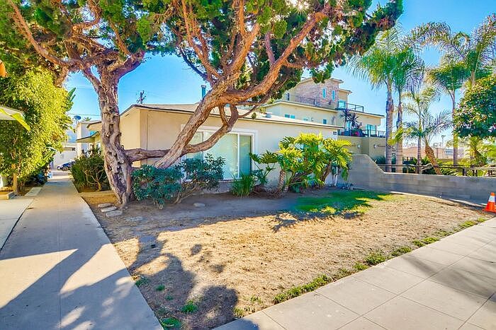 1st image of 841 Felspar St #45