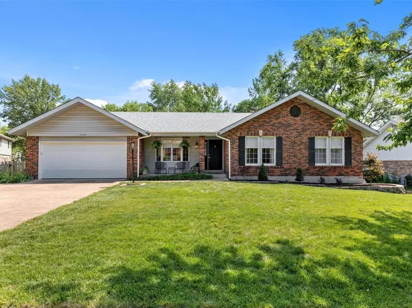 7820 Cardinal Ridge Ct, Saint Louis, MO 63119
