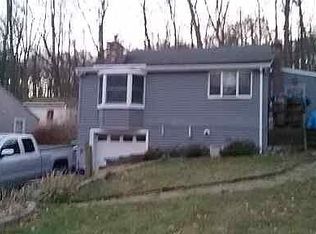 27 Lakewood Rd, East Hampton, CT 06424