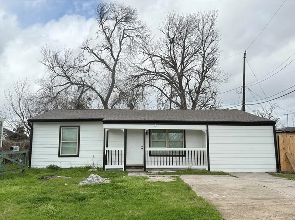 5924 Honeysuckle Dr, Houston, TX 77087