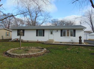 34645 S Cemetery Rd, Braidwood, IL 60408