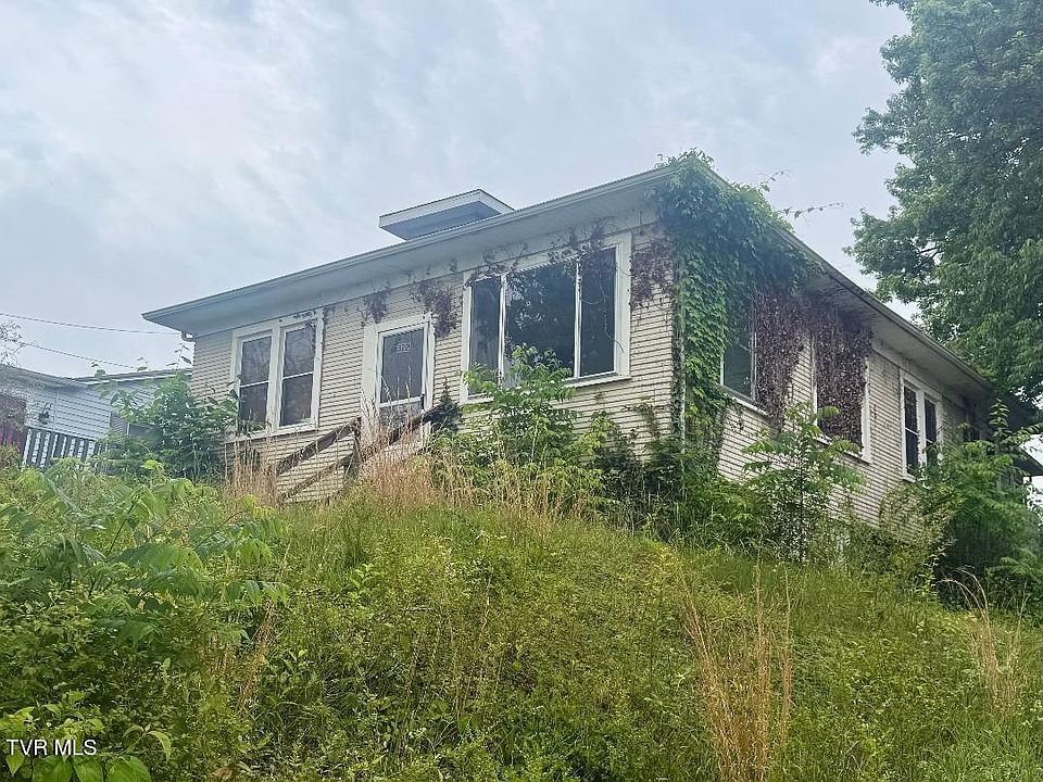 1st image of 322 Parks Worley St