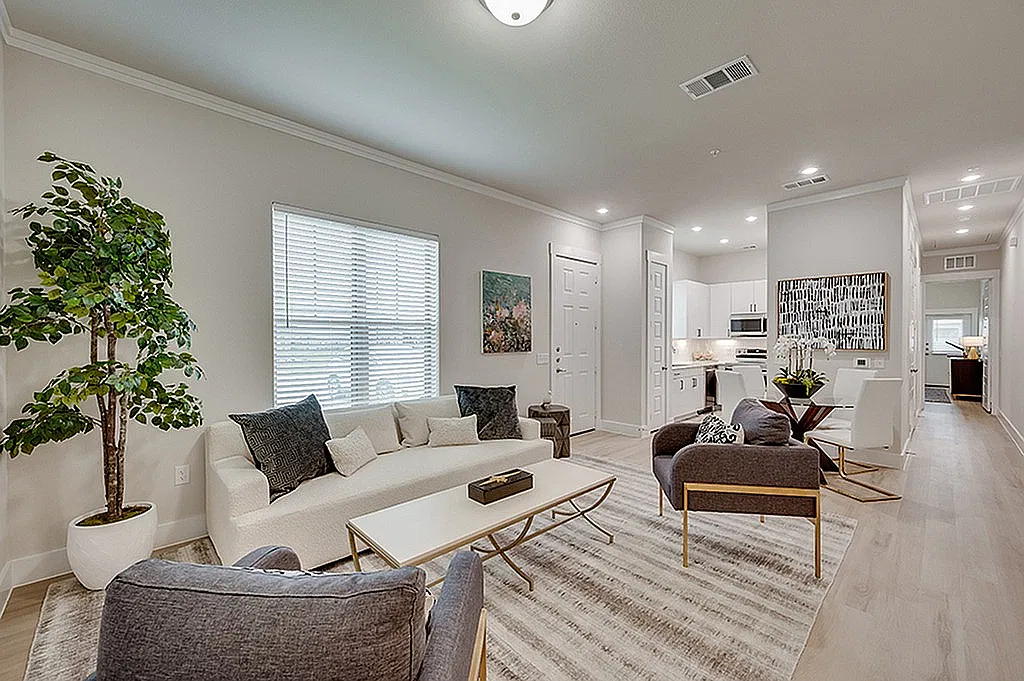 Luxe Prosper — Photo 1