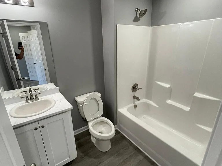 3610 Moore St #1 — Photo 11