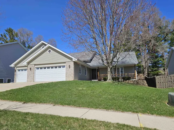 5926 Denbury Ln, Loves Park, IL 61111