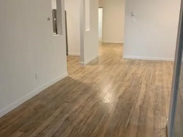 751 Queen St E Unit 2, Toronto, ON M4M 1H3