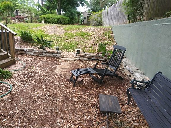 Garden Sitting Area