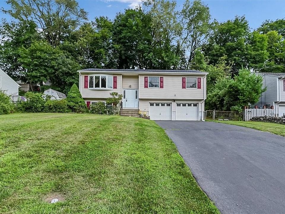1st image of 64 Seven Lakes Drive