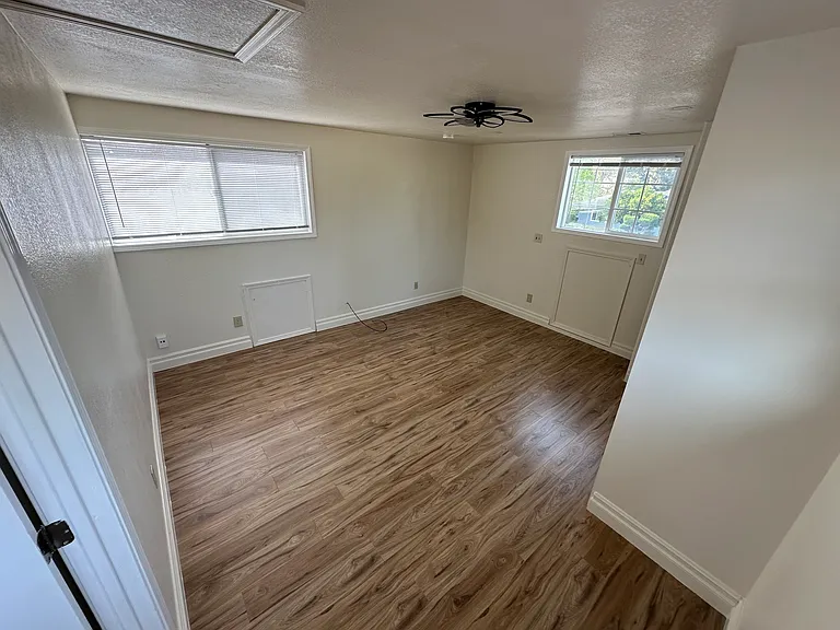3885 Lorena Ave — Photo 4