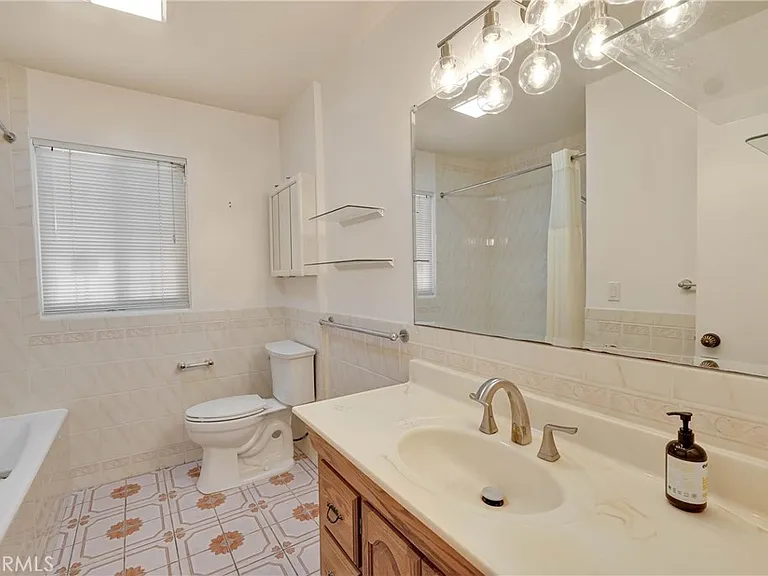 6551 Abbottswood Dr — Photo 21