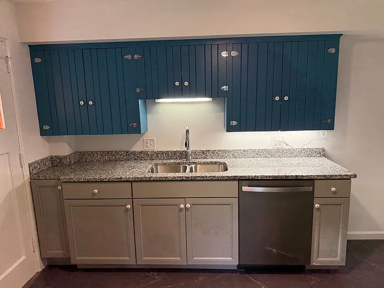 616 W Foster Ave — Photo 7