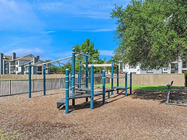 Valley Trails Apartments — Photo 19