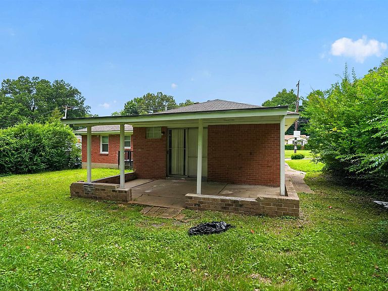 Listing photo 3