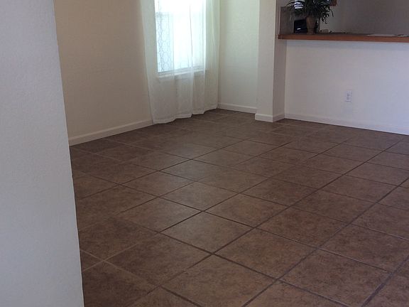 2nd image of 313 Oak Springs Ln