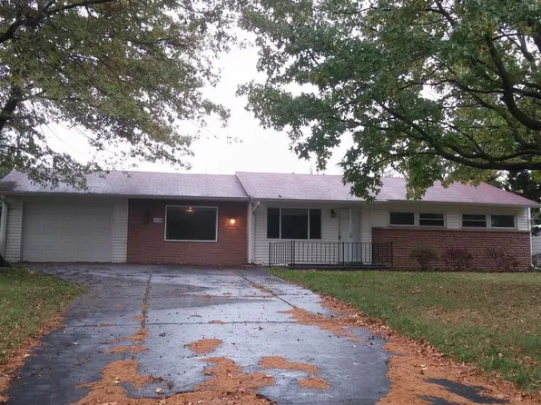 3208 N Radford Dr, Indianapolis, IN 46226
