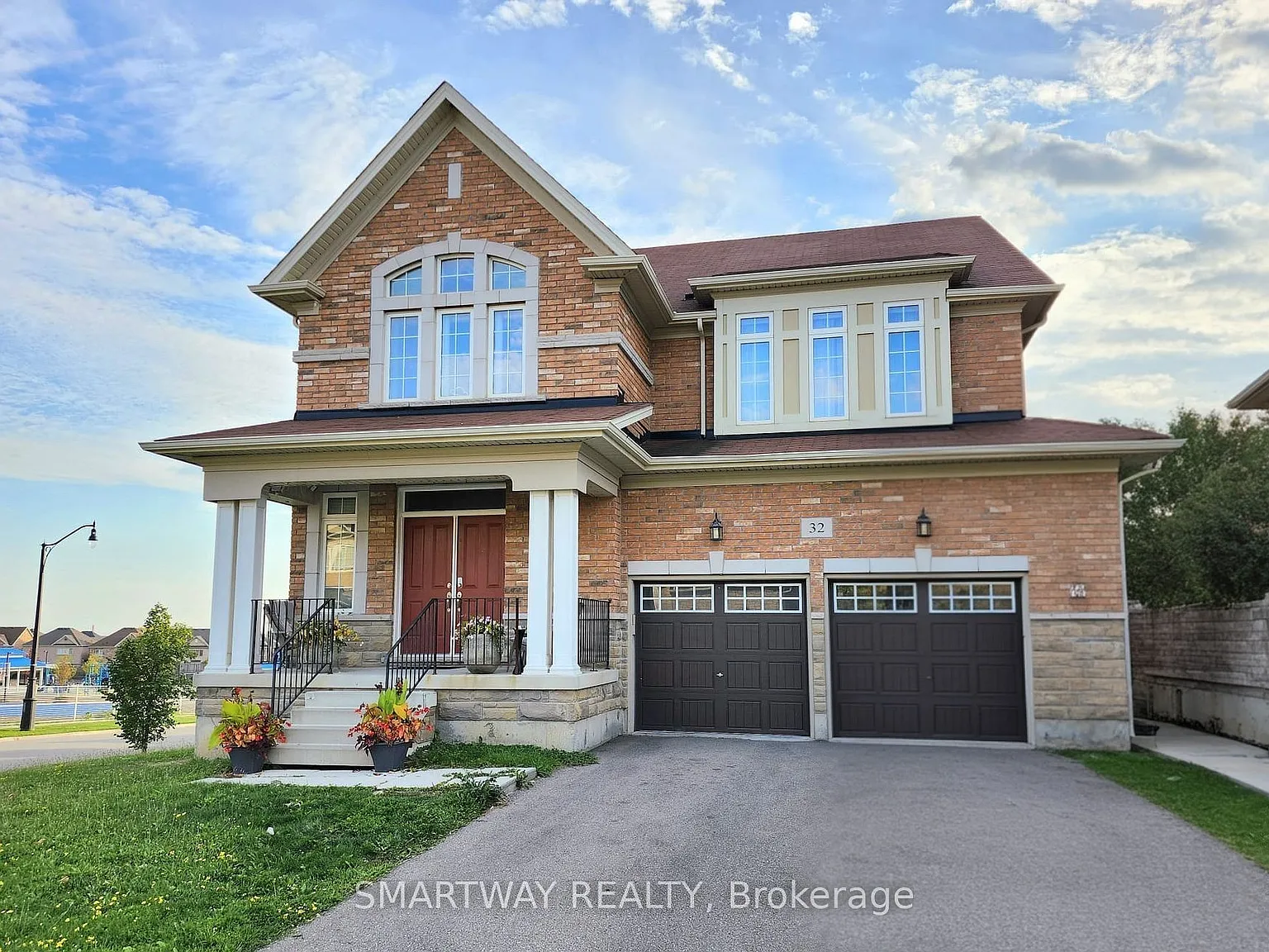 4 bed, $3,975 — Photo 1