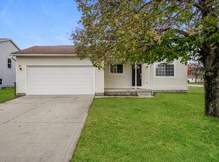 4232 Crosspointe Dr, Columbus, OH 43207