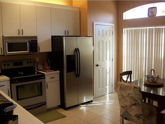 Eat in Kitchen