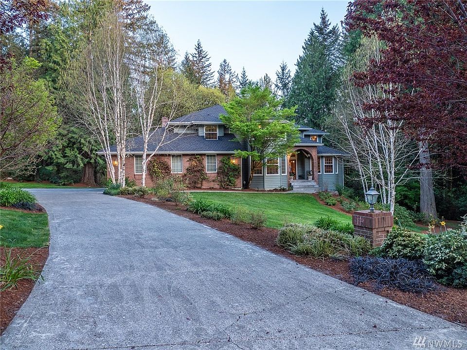 1st image of 22235 NE 195th Pl