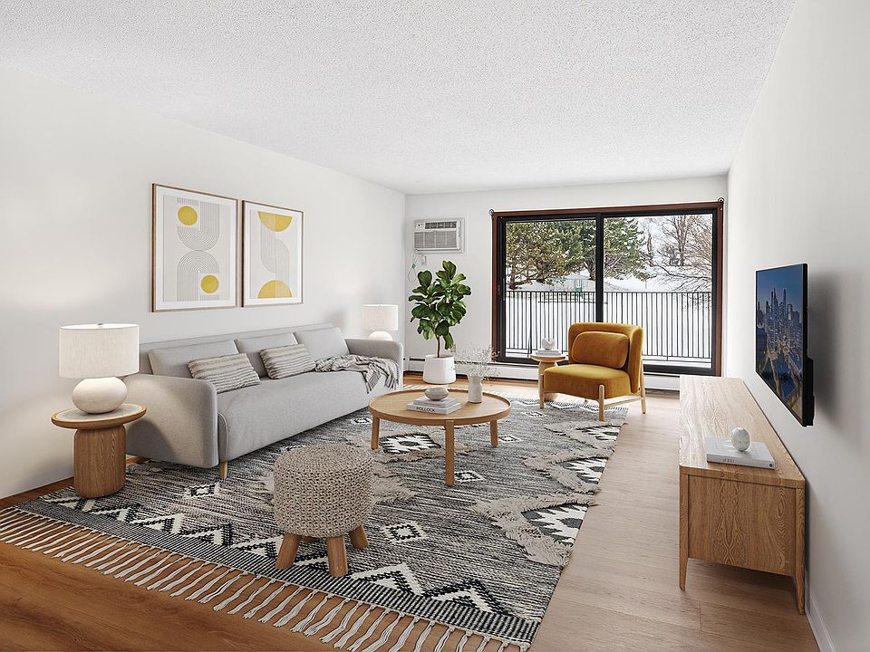 1st image of 1903 Silver Bell Rd APT 121