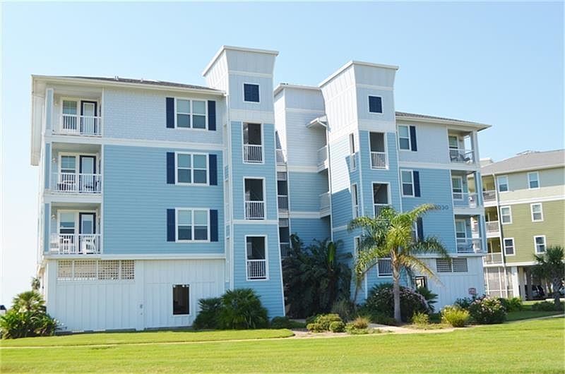 1st image of 27030 Estuary Dr #101