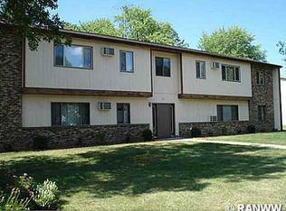 211 S Main St, Woodville, WI 54028